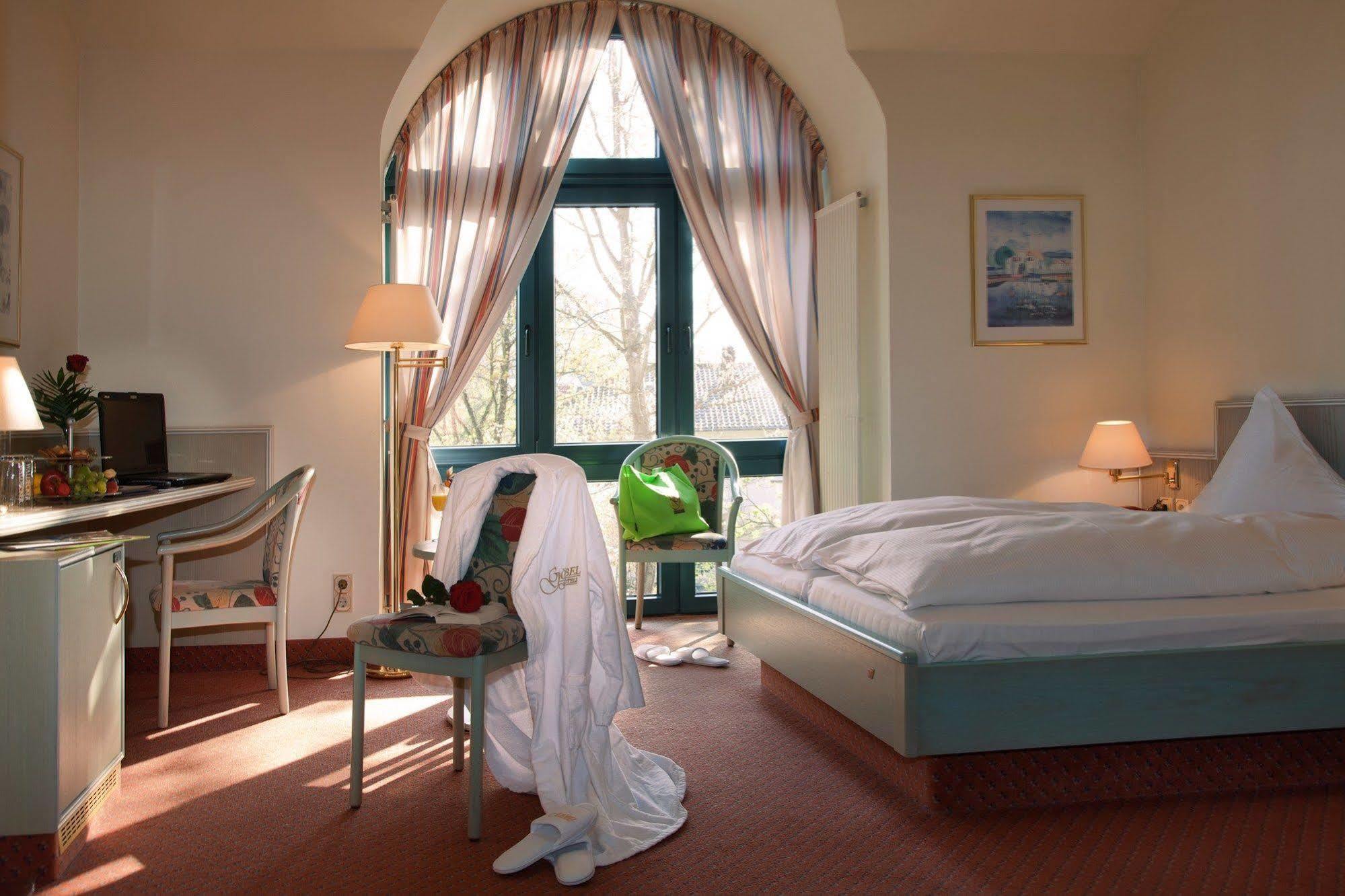 Goebel'S Hotel Aquavita Bad Wildungen Esterno foto