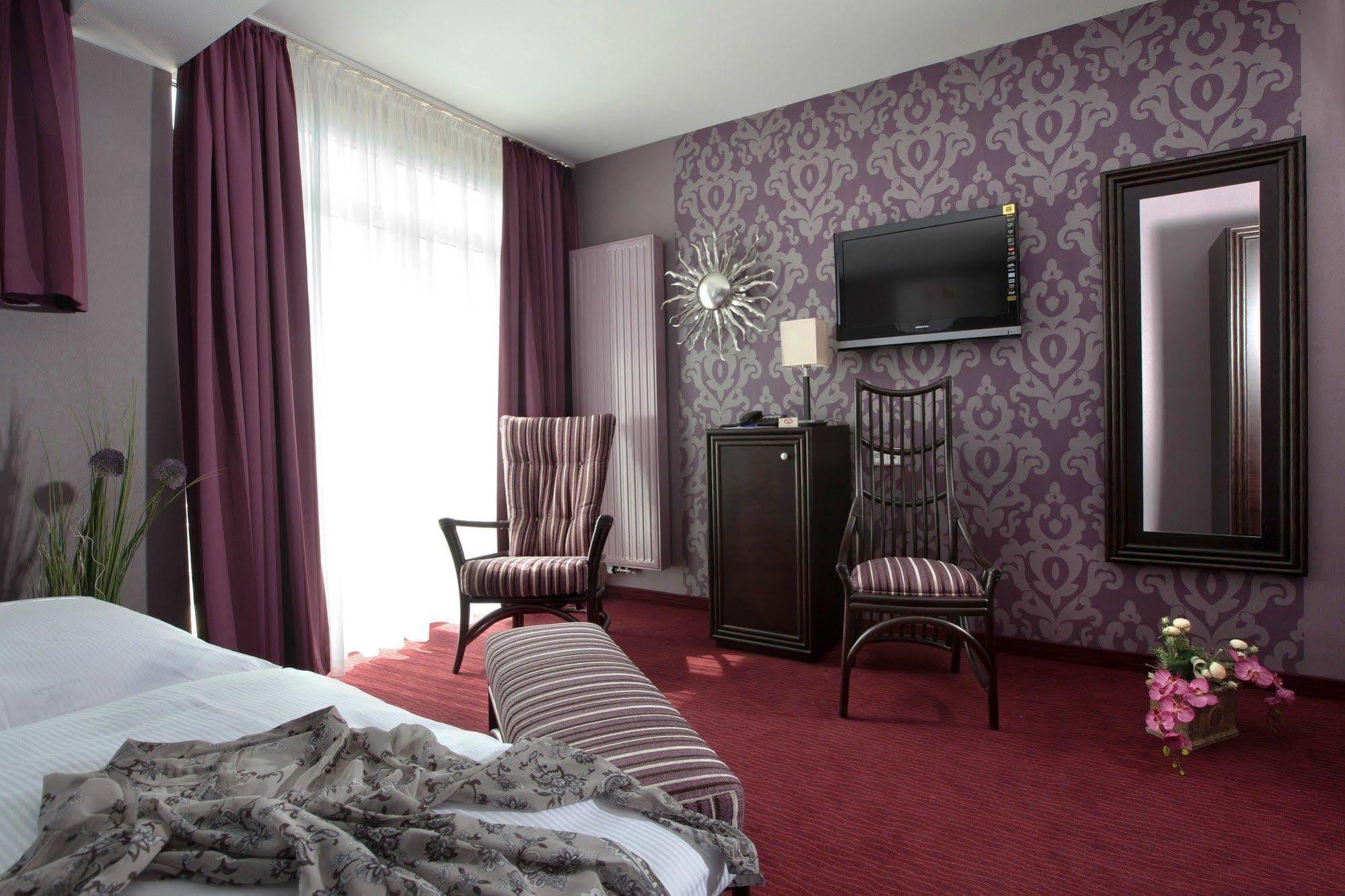 Goebel'S Hotel Aquavita Bad Wildungen Esterno foto